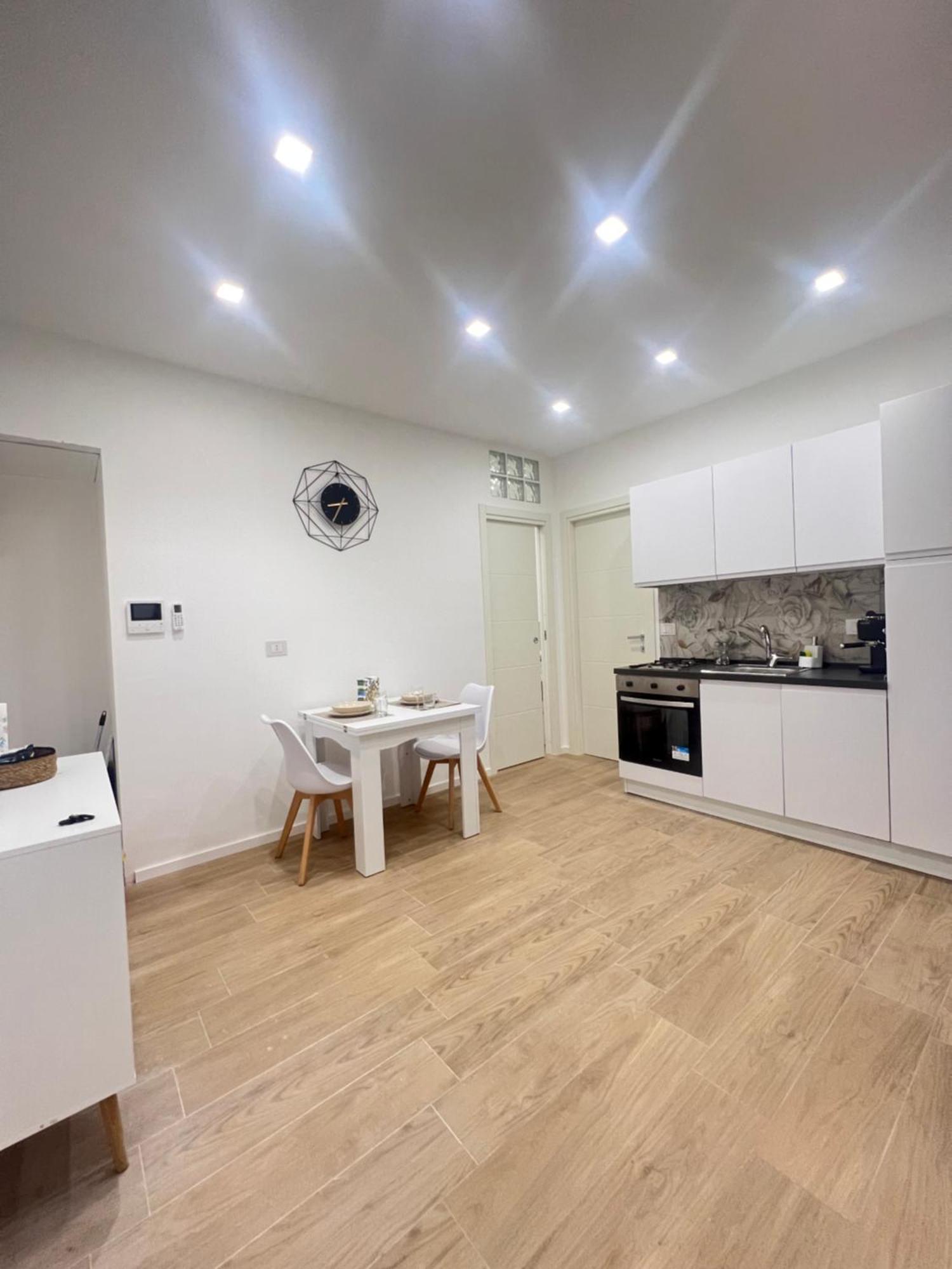 Perla Sul Mare Apartments 贾迪尼-纳克索斯 外观 照片